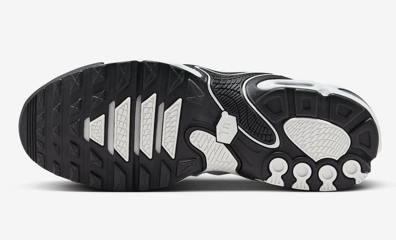 Air Max Plus TN Drift Yin Yang